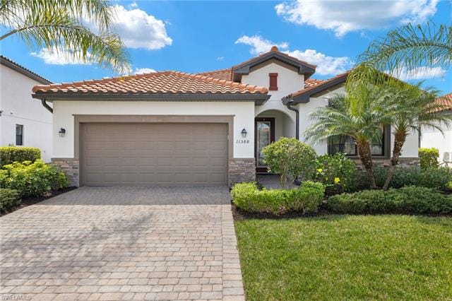 Property photo for 11588 Shady Blossom Dr, Fort Myers, FL